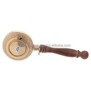 Quemador de incienso de carbón de latón decorativo, quemador Loban, Sambrani Dhoop con mango de madera para el hogar - Product Image 2