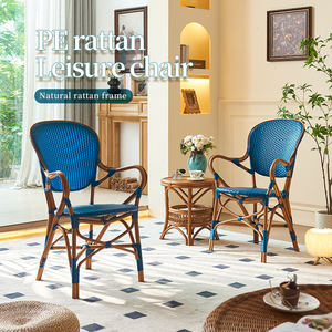 Chaise de salle à manger en rotin naturel de style bistrot français, cadre en rotin PE, dossier antique, fabrication artisanale, imperméable, résistant aux UV, pour l'extérieur - Product Image 1