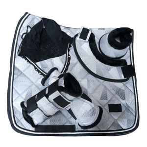 Ensemble de tapis de selle pour cheval en polycoton durable, matelassé à paillettes, avec bottes et bonnet d'oreille assortis, accessoires d'équitation de luxe - Product Image 6