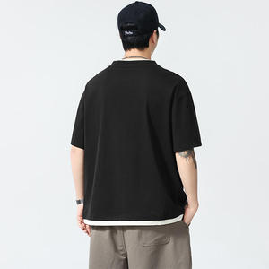 เสื้อยืดผู้ชายแบบ 2-in-1 แบบมีชั้นในตัว |   เสื้อยืดโอเวอร์ไซส์ผ้าถักวาฟเฟิลสีดำ |   เสื้อผ้าแนวสตรีทสไตล์เมือง แขนสั้น ระบายอากาศได้ดี - Product Image 5