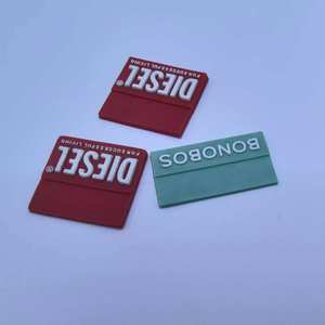 Parche de Logotipo de PVC de Alta Calidad, Personalizado, de Silicona Suave, Autoadhesivo, Transferencia Térmica para Ropa, Zapatos, Bolsos y Gorras - Product Image 6