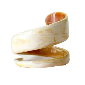 Pulsera Espiral Ecológica de Cuerno de Búfalo Hecha a Mano, Joyería de Moda de Alta Demanda, Regalo Empresarial de Tendencia - Product Image 4