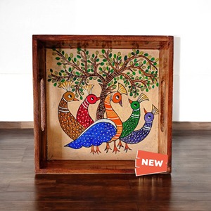 Assiette de service en bois faite à la main avec motif double poisson gravé, plat décoratif en bois parfait pour servir du café, du thé ou des petits-déjeuners - Product Image 5