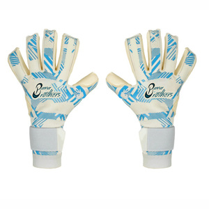 Impresión duradera en blanco y negro mediante sublimación en guantes de portero profesionales de látex. - Product Image 6