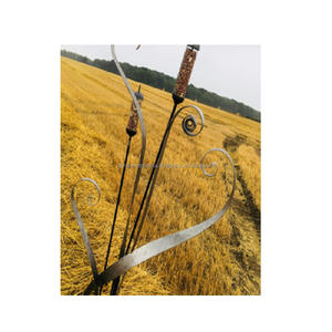 Comedero para Pájaros de Metal Rústico Moderno en Forma de Cono con Acabado en Cobre y Hierro, Perfecto para Decoración de Jardín y Granja - Product Image 3