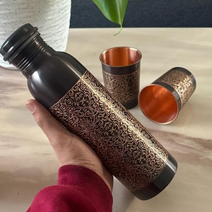 Minimalist Pure <b>Copper</b> <b>Water</b> <b>Bottle</b> With Textured Finish Portable Drinkware For Home Use - Product Image 5
