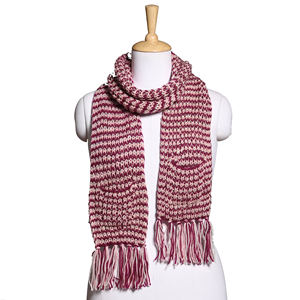 Bufanda Tejida Unisex Lista para Senderismo - Cálida y Cortavientos para Invierno - Accesorio de Punto Acanalado Suave con Logotipo Personalizado - Product Image 1