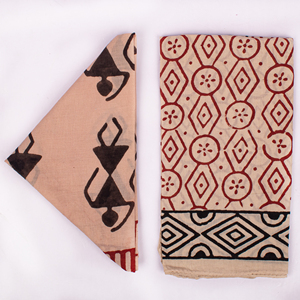 Pañuelo Tradicional Cuadrado con Estampado Floral de Algodón Ecológico para Hombres, Mujeres y Mascotas - Uso en Verano/Invierno - Product Image 6