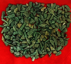 Perles de pierres semi-précieuses naturelles, éclats de pierres précieuses, éclats de jade vert, pierres de guérison, provenant de fournisseurs indiens - Product Image 2