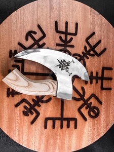 Hacha Vikinga de Acero con Alto Contenido de Carbono Hecha a Mano por THEWIZ CRAFTS, con Grabado Personalizado y Funda de Cuero, Garantía de 3 Años, Venta al Por Mayor - Product Image 2