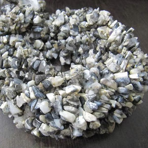 Perles de pierres précieuses naturelles en copeaux irréguliers de dendrite, non taillées, lisses, 6-9 mm - Product Image 4