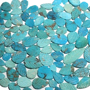 Perles en turquoise naturelle d'Arizona sculptées en forme de feuille, perles en forme de poire pour la fabrication de bijoux, vente en gros de pierres précieuses en vrac - Product Image 1