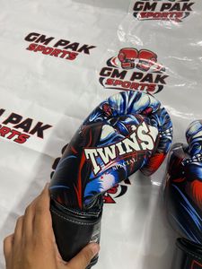 Guantes de Boxeo Muay Thai de Diseño Nuevo, Multicolores, con Cierre de Velcro, 100% Cuero Vacuno - Product Image 4