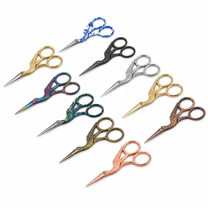 Ciseaux à broder professionnels multicolores en acier inoxydable, lames pointues et affûtées pour la couture, la coupe de fil et les travaux manuels - Product Image 1
