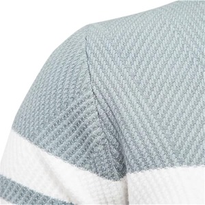 Pulls à capuche pour hommes de qualité supérieure, en molleton doux, coupe oversize, avec logo personnalisé OEM, pour commandes en gros, pull tricoté rayé bleu pour hommes - Product Image 3