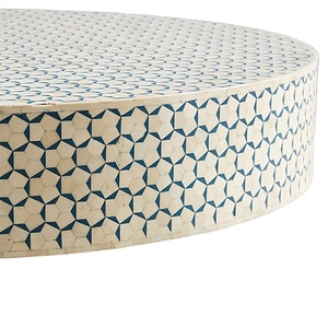 Mesa de Centro Moderna de Lujo con Incrustaciones de Hueso y Madreperla, Diseño Personalizable para Sala de Estar, Patrón Redondo, Estilo Indio - Product Image 5