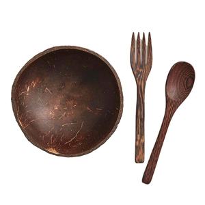 Cuenco de coco con cáscara de huevo lacada y concha marina - Product Image 1