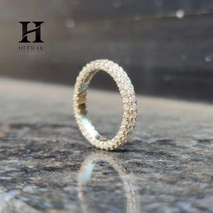 Anillo de Eternidad de Lujo con Micro Pavé de Diamantes Cultivados en Laboratorio en 3 Lados, Oro Amarillo de 14K, Anillo de Boda Multihilera 3D - Product Image 2