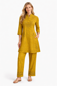 Ensemble deux pièces décontracté en viscose brodée pour femme : haut et pantalon à col en V – Fabricant - Product Image 4