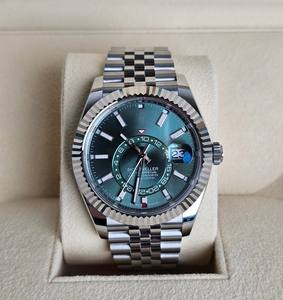 Montre mécanique pour homme, style hip-hop, luxe simple, tendance, avec cristal saphir, bracelet en acier inoxydable vert, bouton poussoir, vente chaude - Product Image 1