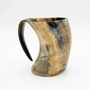 Mug à boire artisanal en corne d'animal, forme naturelle, surface polie, toucher réel, style rustique, objet de collection, base durable, remis à neuf - Product Image 3