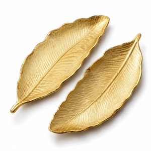 Luxury Aluminium Serving Tray with Leaf Shape Rust Resistant Metal <b>Platter</b> for Restaurants Catering Parties and Table Serving - Product Image 1