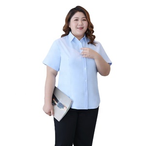 เสื้อเชิ้ตเดรสผ้าโพลีเอสเตอร์ผสม แขนสั้น ติดกระดุม สำหรับผู้หญิงไซส์ใหญ่ สไตล์ลำลอง/ทำงาน/ชุดยูนิฟอร์มบริษัท รับผลิตตามแบบ (OEM) สำหรับฤดูร้อน - Product Image 1