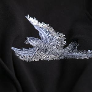Sweat-shirt à capuche noir pour homme, motif oiseaux brodés de sequins, coupe oversize, décontracté, en coton tricoté, pull d'hiver avec poche - Product Image 4