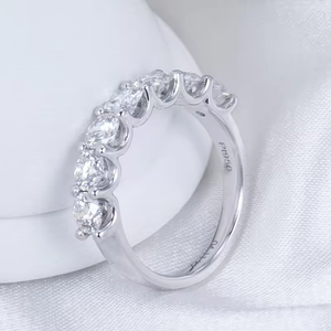 Anillo de Diamantes de Corte Brillante Redondo para Mujer, Platino, Certificado por GIA, Joyería Clásica de Compromiso - Product Image 3