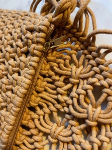 Sac à bandoulière pliable et durable en macramé tissé à la main, en soie et perles, pochette nouée, style festival, fait main - Product Image 4