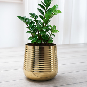 Maceta Decorativa de Metal Dorado de Lujo para Interiores, Centro de Mesa para Sala de Estar, Hogar, Oficina y Decoración de Hotel - Product Image 1