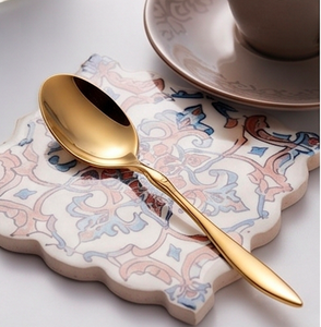 Ensemble de couverts design incurvé en acier inoxydable fini or couverts de luxe pour salle à manger décor de table de mariage essentiel de service de fête - Product Image 4
