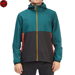 Chaqueta cortavientos para hombre con bloques de color, con capucha y cremallera, ligera, para exteriores, ropa de invierno, chaqueta de golf con logo personalizado. - Product Image 1