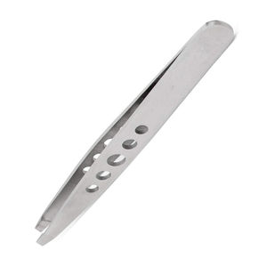 Pince à épiler légère en acier inoxydable à pointe inclinée, style classique et artisanal, de qualité supérieure, par SHAHZIK INTERNATIONAL - Product Image 2