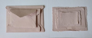 Carte d'anniversaire artisanale en coton pastel à bords frangés, sérigraphiée, finition mate, papeterie artisanale, artisanat, vente en gros - Product Image 2