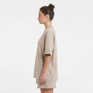 Vente en gros de tenues d'été personnalisées pour femmes, ensemble court en deux pièces, t-shirt et short personnalisés - Product Image 2