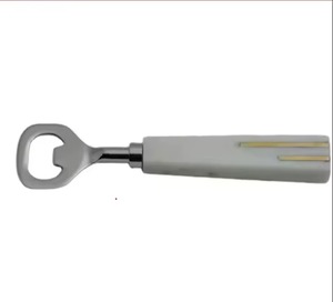 Abridor de Botellas de Acero Inoxidable de Calidad Garantizada, Diseño Manual Resistente, Apto para Lavavajillas - Product Image 2