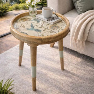 Table d'extérieur en bois écologique à motif fleur de cerisier, élégante, durable et décorative, pour espaces extérieurs, en provenance d'Inde - Product Image 1