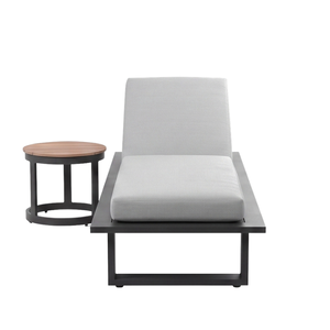 Tumbona Moderna para Exteriores Varo con Mesa Lateral de Teca, Estructura de Acero, Cojín de Poliéster, Diseño Reclinable Ajustable, Estilo Contemporáneo - Product Image 4