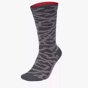 Chaussettes de sport pour hommes avec tissu respirant antibactérien, nouveau design à motifs, style baseball, logo placé sur le dessous BY HI - Product Image 2