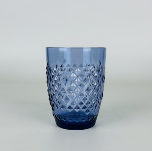 Vasos de Plástico Irrompibles con Diseño de Diamante Azul para Uso en Interiores y Exteriores - Product Image 3