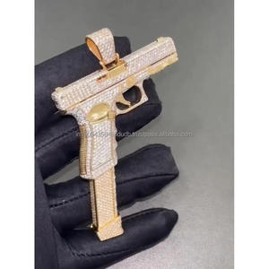 Colgante de Lujo Estilo Arma con Diamante Moissanita Redondo, Plata de Ley 925 Bicolor, Joyería Hip Hop Detallada - Product Image 2