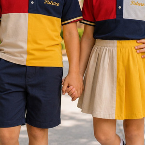 Ensemble d'uniformes scolaires unisexes pour enfants en tissu tricoté poly-coton de haute qualité avec logo brodé, service OEM en gros à Hanoï - Product Image 3