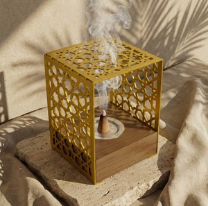 Quemador de Bakhoor Metálico Ecológico de Nuevo Diseño |   Incienso en Cubos con Patrón Islámico para Decoración del Hogar en Primavera |   Quemador de fragancia de oud de lujo - Product Image 5