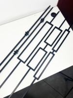 Balustres d'escalier en fer forgé noir satiné personnalisés garde-corps creux traditionnels en métal carré pour escalier