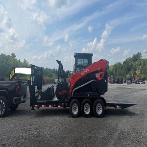 Chargeuse sur chenilles diesel Kubota SVL97-3 avec broyeur forestier pour l'élimination efficace de la végétation et les travaux de terrassement exigeants - Product Image 2
