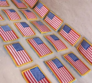 Patchs thermocollants de haute qualité avec drapeau américain, rectangulaires, brodés, en tissu toile avec PVC pour la décoration de vêtements - Product Image 1