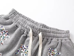 Pantalones Cortos de Hombre Grises Lisos Estilo Urbano Casual de Punto 100% Algodón Transpirables Ecológicos de Cintura Media con Cordón de Terry - Product Image 4