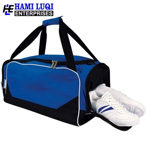 Bolsa de lona deportiva para gimnasio unisex al por mayor con bolsillo para zapatos laterales forro de poliéster de nailon cierre de cremallera para equipaje de mano al aire libre - Product Image 4
