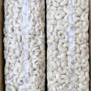 Low MOQ Cashew <b>Nuts</b> <b>Kernel</b> <b>Nuts</b> Kaju SANTIGO Cashew <b>Kernels</b> Reasonable Price - Product Image 1